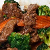 Kids Beef And Broccoli · Served with rice and a drink.