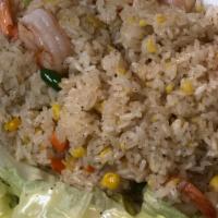 Fried Rice (Chicken/Shrimp) · stir-fry rice with chicken or shrimp, mix veggie, peas and carrots