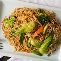  Lo Mein · Bean sprouts, green onions,carrot, with choice of chicken, beef or tofu. Choice of shrimp or...