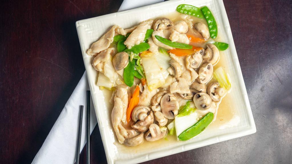 Moo Goo Gai Pan · White meat. Sliced tender chicken sauteed with mushrooms and Chinese vegetables in white sauce.