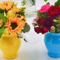 Petite Bouquet · These Petite arrangements are farm direct and come with a 