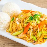 Chow Mein - House (Chk, Beef, Shrimp) · Served with Steamed Rice