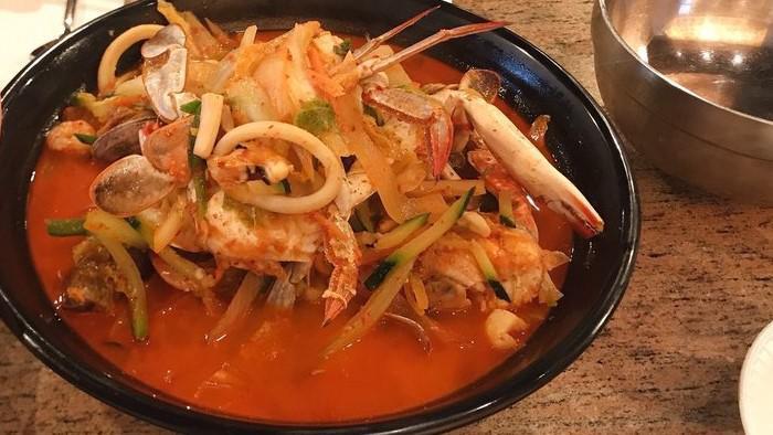 Jjamppong · Spicy seafood noodle with assorted vegetable and seafood. Hot and spicy.