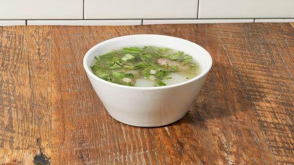 Small Daikon Spareribs Soup · 