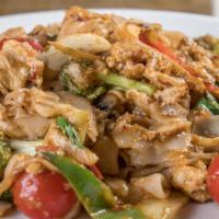 Thudsuan Fried Rice <Gf> · Our chef special. Jasmine rice is stir fried with chicken, pork and beef. Yellow curry powde...