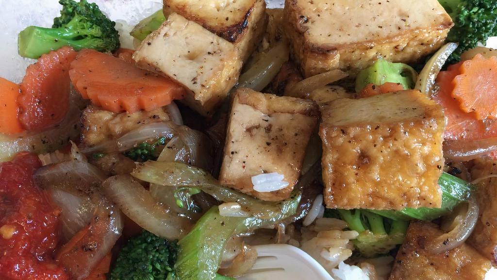 Black Pepper Garlic Stir-Fry · Stir-fry with choice of meat or tofu in peppery and garlicky sauce and steamed assorted vegetables.