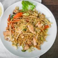 Chicken Yakisoba · Yakisoba with chicken and vegetable.