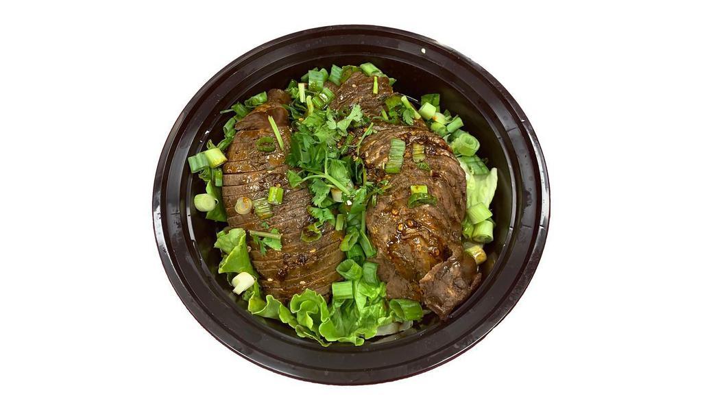 Spicy Braised Beef Shank | 麻辣滷牛腱 · Whole sliced braised beef shank in spices.🌶