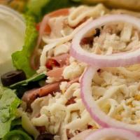 Chef · Romaine Lettuce, Mushrooms, Olives, Diced Tomatoes, Ham, Turkey, Mozzarella Cheese, Sliced R...