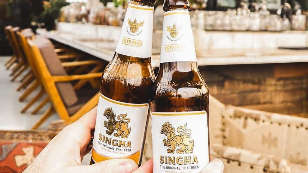 6 Pack Singha · 6 pack Singha Thai Beer