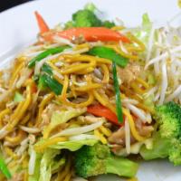 Mee Pad · Pan fried Yakisoba noodle with chicken, fresh garlic, carrot, broccoli, cabbage, shitake mus...