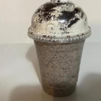 Maltiada De Oreos · Oreo milkshake in a 16 oz cup.