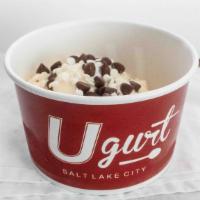 8 Oz. · Weight includes yogurt & toppings!