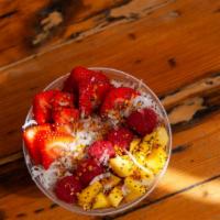 Full Moon Bowl · Strawberries, Raspberries, Mango, Coconut, Chia Seeds, Bee Polen, Honey