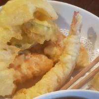 Shrimp & Vegetable Tempura Appetizer · 
