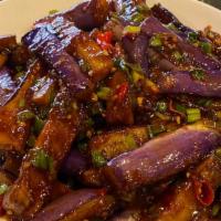 Eggplant In Hot Garlic Sauce · 鱼香茄子