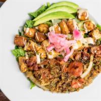 Que Keto Salad · Gluten free. Fresh greens topped with lots of protein including grilled chicken, applewood b...