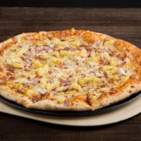 Bbq Chicken · Mozzarella Cheese, BBQ sauce, Garlic Chicken, Pineapple, Onions, Breakfast Bacon