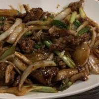 Mongolian Beef · Hot & Spicy. scallions | white onions