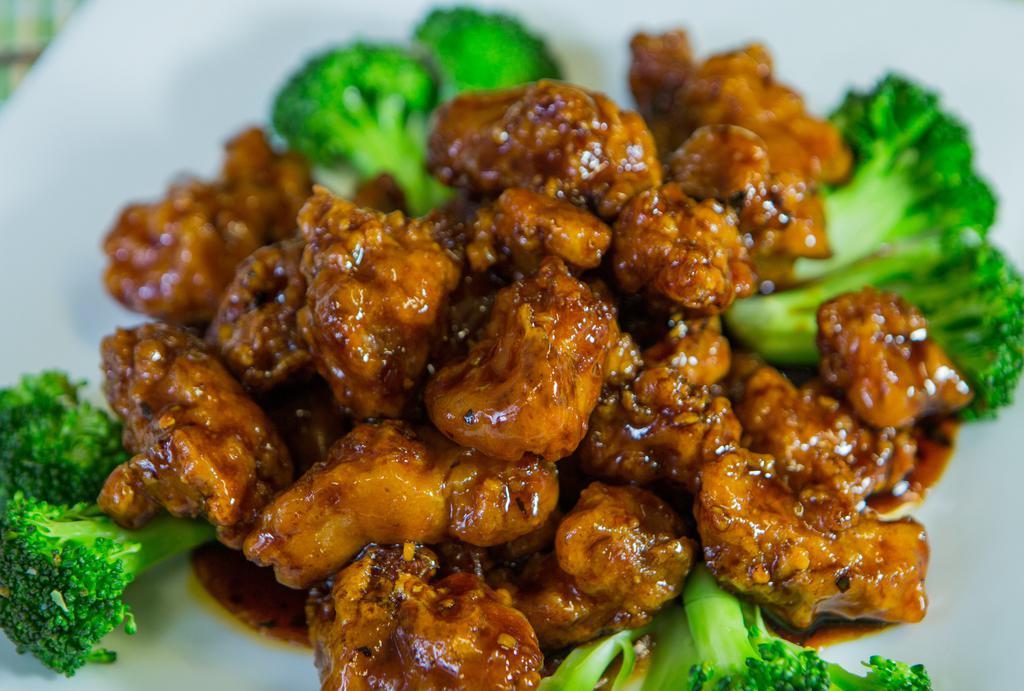 General Tso'S Chicken · Spicy. Crispy fried battered chicken sauteed in rich house-made General Tso's sauce and a broccoli garnish.