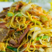Chef Special Lo Mein · Contains vegetables, beef, shrimp, bbq pork, and chicken. Served with soft stir fried noodles.
