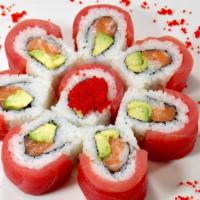 [New] Lion Roll · 8pcs salmon, avocado, tuna, tobiko, green onions.