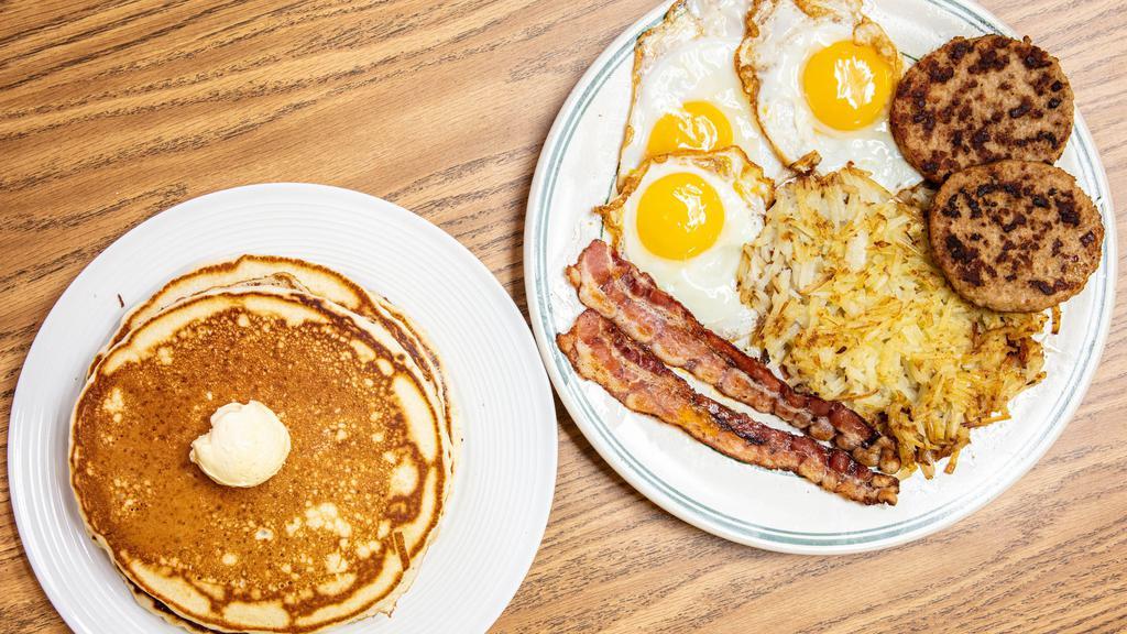 Joaquin Con Hambre · (3) three eggs, (2) sausage patties, (3) bacon strips, (3 ) buttermilk pancakes, & hash browns or country potatoes.