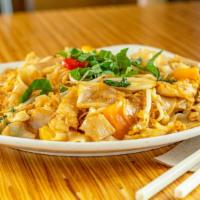 Drunken Noodles · Specialty. Wide rice noodle stir-fried with Chicken, onions, bell peppers and tomatoes in a ...