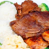 Hawaiian Bbq Mix · BBQ chicken, BBQ beef and kalbi short ribs.