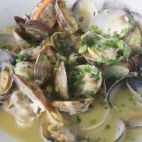 Classic White Wine Manila Clams · White wine, butter, shallots, garlic, carrot, celery, bread. Gluten free without the bread.