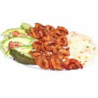Camarones Empanizado · Breaded shrimp with rice, salad, and three corn tortillas.