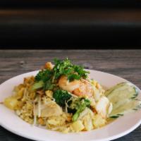 Bangkok	Fried	Rice · Spicy. Stir-fried rice with chicken, shrimp, pineapple, broccoli, carrot, onion, bean sprout...