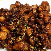 Dried Szechuan Style Chicken 新派辣子鸡 · Hot.