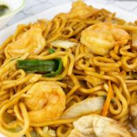 Lo Mein (Soft Noodles) · Stir fried egg noodles with vegs.