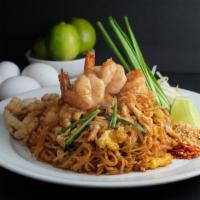 -Pad Thai · Stir-fried thin rice noodles with homemade sweet & sour tamarind sauce with egg, bean sprout...