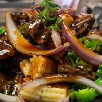 New!! Shishito Bowl · Grilled steak or chicken wok seared with baby corn, shishito peppers and red onions placed o...