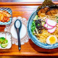 Tonkotsu Ramen · Pork broth with seared chasu pork