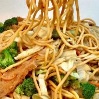 Chow Mein (Mì Xào) · Vegan Noodles, vegan meats, tofu, veggies...