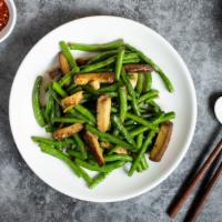 The String Bean Scroll · Chicken stir-fried with string beans, carrots, and onions in a black bean sauce.