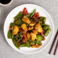 Kill Shrimp · Stir-fried shrimp with string beans, carrots, and onions in a black bean sauce.