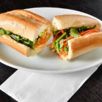 Chicken Sandwich - Bánh Mì Gà Nướng · 
