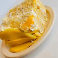 Tres Leches Mango · 10 to 12 people.