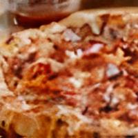 Western Bbq  · BBQ sauce as the base, mozzarella cheese, chicken breast, onions, bacon and a layer of Chedd...