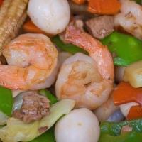 Shrimp Chop Suey
 · Shrimp, bean sprouts, carrots, zucchini, and cabbage.