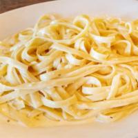 Fettuccine Primavera · Sautéed in our homemade Alfredo sauce with onions, tomatoes, peppers, mushrooms.