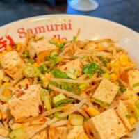 Spicy Garlic Tofu Stir Fry Bowl · Vegan version of our popular dish, Spicy Garlic
Chicken Stir Fry Bowl.
Tofu, onions, sprouts...