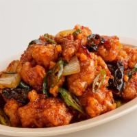 Kkanpunggi · crispy deep-fried boneless chicken is stir-fried in a spicy and sour sauce. (6-7 spicy level)