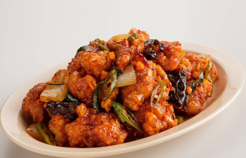 Kkanpunggi · crispy deep-fried boneless chicken is stir-fried in a spicy and sour sauce. (6-7 spicy level)
