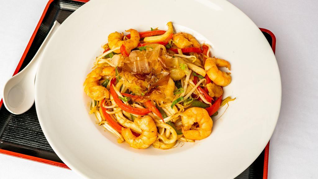 Yaki Udon · Stir-fried with shrimp, scallop, calamari, vegetables, and special sauce.