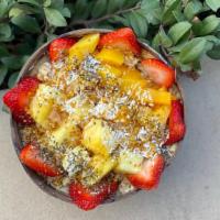 Endless Summer Bowl · Mango base + 
Fresh toppings: strawberry, pineapple, mango, granola, hemp seeds, chia seeds,...